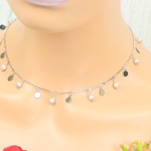 "Minimalist & Elegant Necklace Chain – Perfect for Women & Girls | UNVRC1111 - Picture 9 of 10